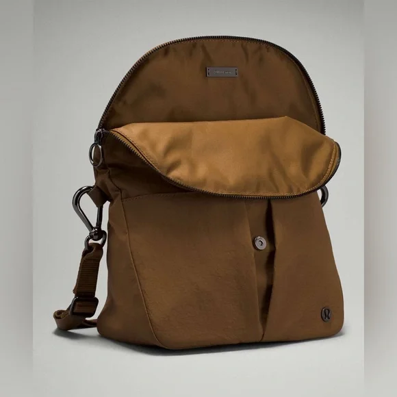 NWT Lululemon All Night Festival Bag 5L Burnt Caramel - Picture 10 of 10